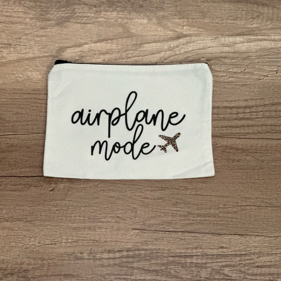 Airplane Mode Makeup Bag - Picture 2 of 2